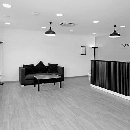 Oyo Townhouse 17 Huda City Center Near Leisure Valley Park 구르가온 외부 사진