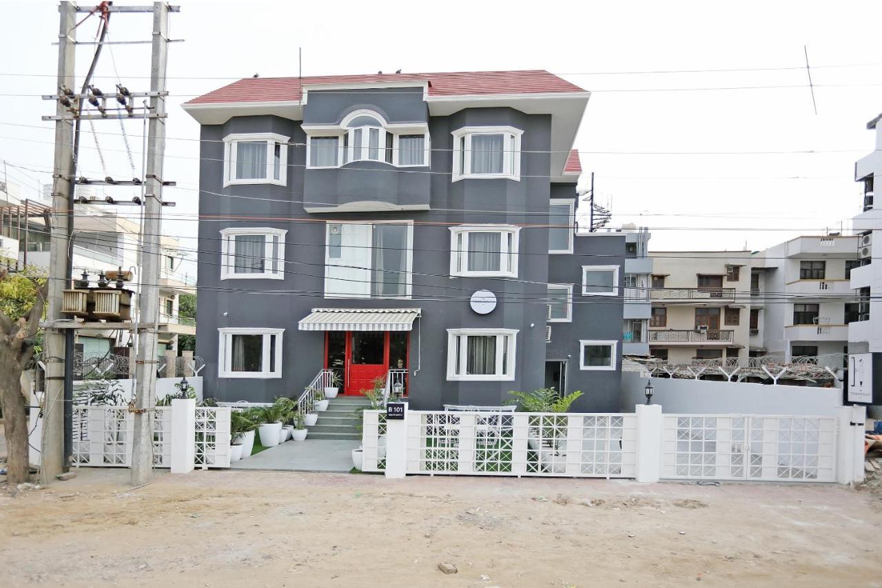 Oyo Townhouse 17 Huda City Center Near Leisure Valley Park 구르가온 외부 사진