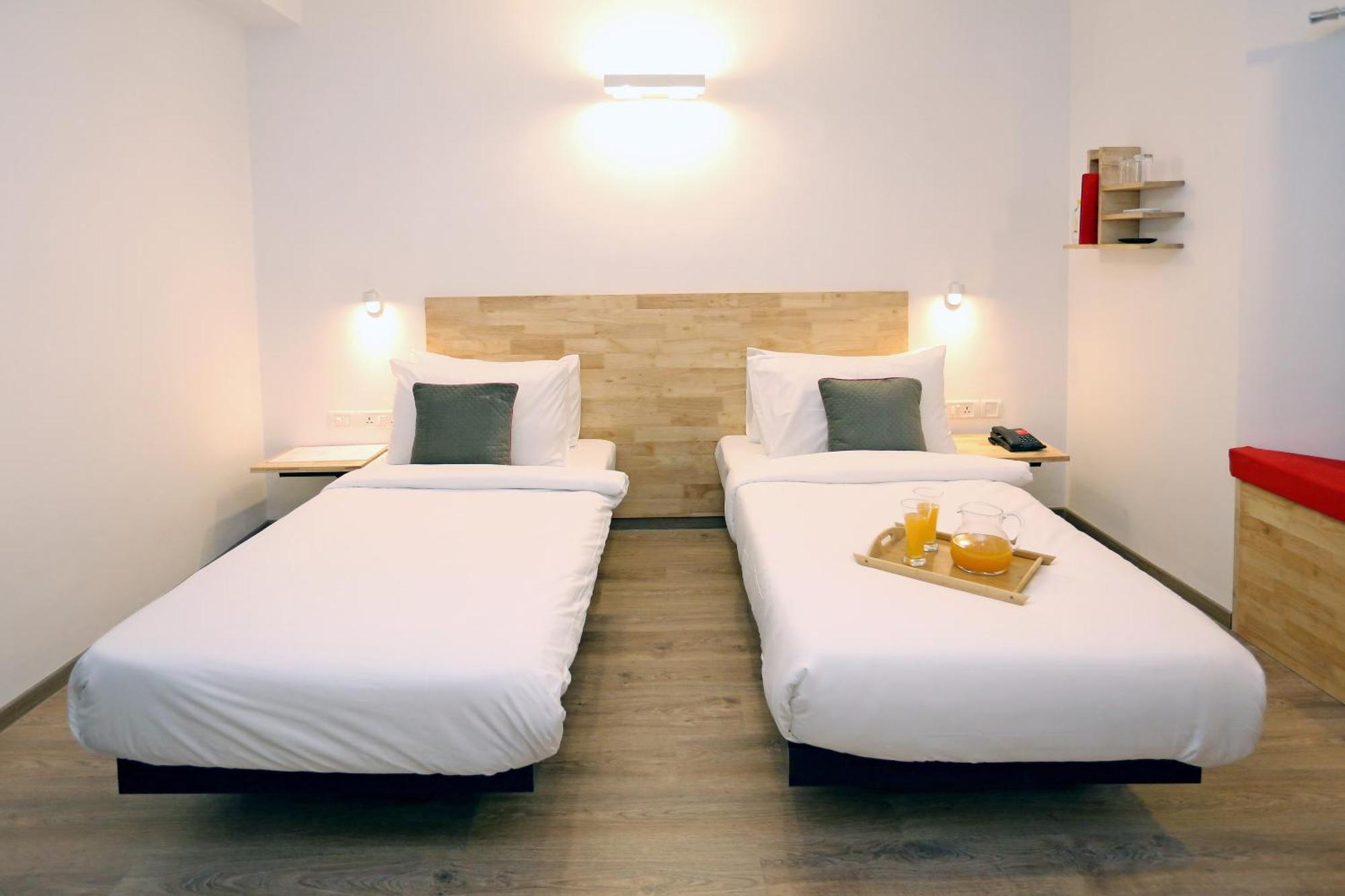 Oyo Townhouse 17 Huda City Center Near Leisure Valley Park 구르가온 외부 사진